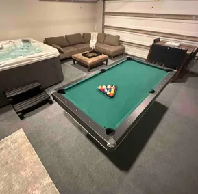 LMD Townhouse 3 bdrm with HOT TUB and game room. - Image 5