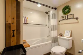 Cozy Rustic Industrial Basement Bungalow - Image 4