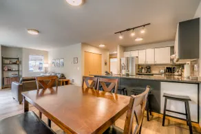 Modern condo across from new Adventure Park - Image 4