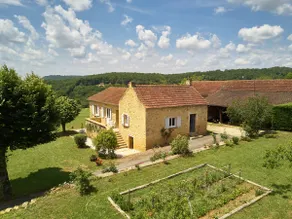 Traditional renovated house, close to castles - Image 2