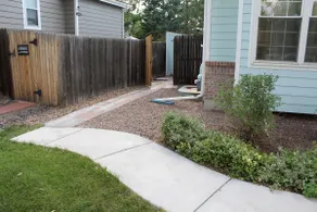 Beautiful New Basement, Queen Beds w/Free Parking - Image 2