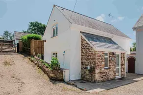 Dog friendly Cottage with EV charger & Hot Tub - Image 2