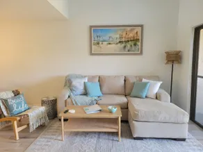 Ocean Breeze Retreat - 6 minute walk to the beach! - Image 2