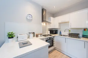 The Westfield Apartment - Free Parking - Central - Image 2