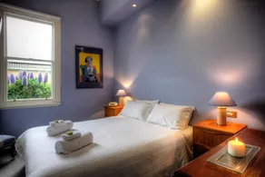 Lonsdale Palms Heritage House - an elegant getaway - Image 5