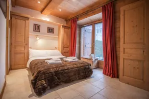 Petite Savoyarde - Chamonix - Image 2