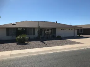 Wow, 5 STAR! Super Clean and Large Backyard. - Image 4