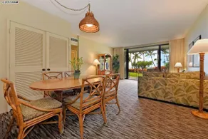 Bord de l'océan à Ka'anapali Shores. Faites un pas vers l'océan! - Image 5