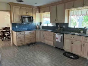 Relaxing family home - Image 3