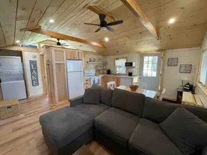 Cozy Cabin with Lake Access - Image 4