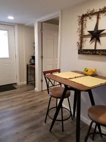 ”Country Star”- Suite at Cross Keys - Image 3