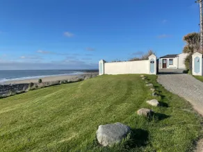 Roseanne's Seaside Cottage - Image 3