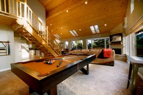 Two people ski FREE with every winter stay! - Image 5