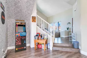 Hot Tub |Backyard|Arcades|Pool Table|BBQ|Ping Pong - Image 5
