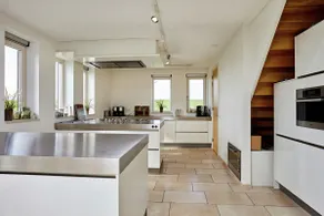 Space to Connect: A Coastal Villa - Image 4