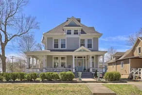 Historic Charmer Walking Distance from Downtown - Image 2