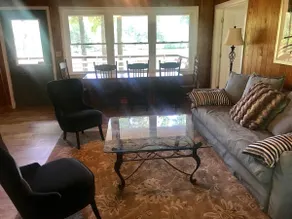 TLC: The Lake Cottage - Image 4