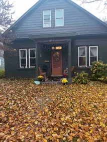 MonForest Retreat in Downtown Elkins ! - Image 2