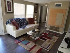 Great little Tiny Home with lake access - Image 3