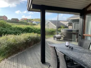 The summer house ”Tá det let” with a wilderness bath - Image 5