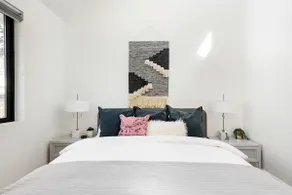 Chic Guest House in the Heart of the City - Image 4