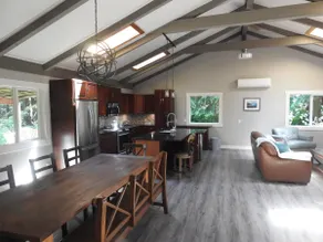 Timbers - Rainforest House - Image 5