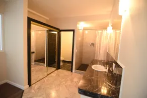 Sea View 2 BD|2BA with Jacuzzi and Community Pool - Image 3