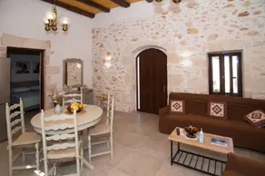 Iliopetra Villa - Image 3