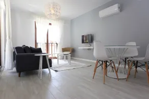 Verde Suites - 2 Bedrooms 2 Bathrooms Balcony Duplex - Image 2