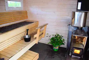 Nice house with swimming pool and yard sauna - Image 4