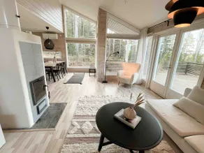 Villa Laidike 2-bedroom with fireplace on the lake - Image 3