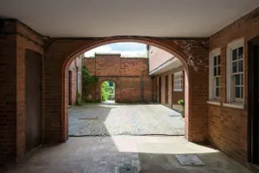 Gardener’s Cottage, Henley Hall, Perfect location - Image 3