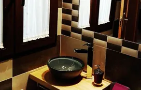 Family-friendly Ocean Apartment - Image 5
