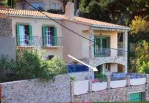 Private 2 bedroom flat with own pool and seaview - Image 2