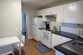 Welcome to The Willow Leaf ❋ GREAT location! - Image 2