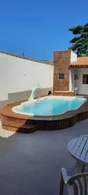 Cozy house with pool, pool table - Image 3