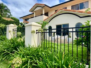 Headland Hideaway - 800m to Two Stunning Beaches! - Image 2
