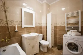 Bright & Elegant Central Apartment - Image 5