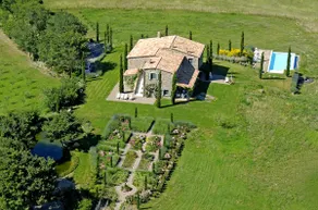 Magnificent Tuscan Villa, amazing interiors & view - Image 5