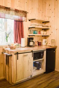 Sunshine Hideaway in the Birches - Image 4