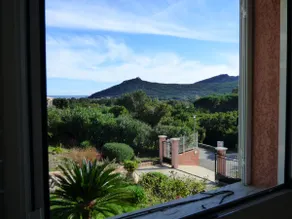 Cap Corse Pietracorbara villa climatisée, terrasse, jardin et belle vue - Image 4