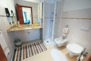 La Limonaia - Room with gulf view 2 - Image 4