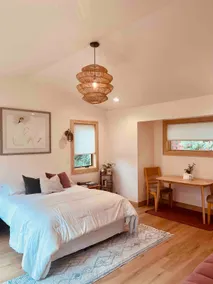 Tree Streets Guest Suite - Image 4