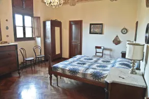 Historical Villa house with private swimming pool - Image 2