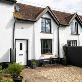 Cosy recently renovated country 1 bed cottage. - Image 3