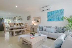 Beautiful & charming premium home in Palma Grand - Image 3