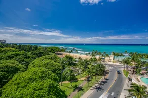 STUNNING PENTHOUSE - 100FT TO BEACH - LEGAL!! - Image 5