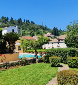 366 sqm Mansion,5 bdrms,5 bthrms, swimming pool - Image 5