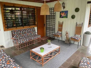 Plot with a swimming pool and green areas - Image 3