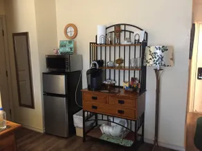 FURNISHED PRIVATE STUDIO, 1ST FLOOR! - Image 4